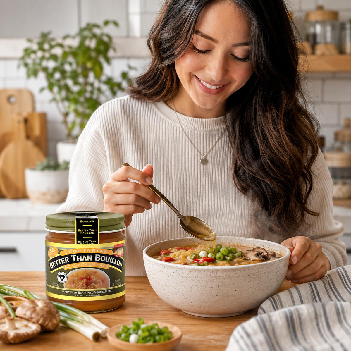 Better Than Bouillon Vegetarian No Chicken Base Made with Seasoned Vegetables Certified Vegan Makes 9.5 Quarts of Broth 38 Servings Jar 8 oz Better Than Bouillon