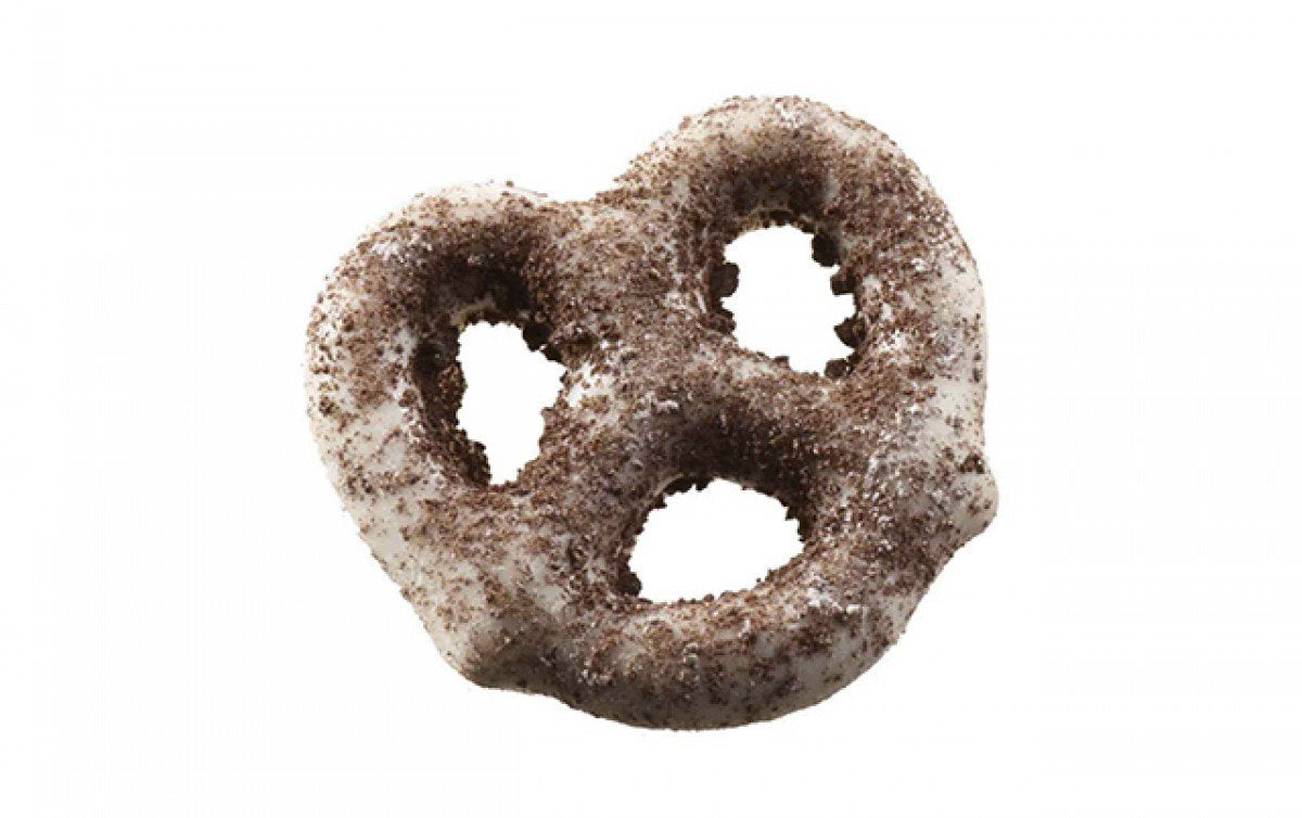 Product image of HERSHEY'S Chocolate Candy Cookie and Cream Pretzel 8.5 oz 8.5 oz