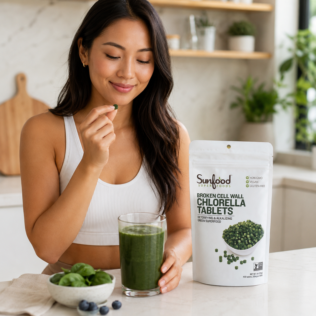 Sunfood Superfoods Chlorella Tablets Broken Cell Wall Algae Chlorophyll Supplement Non GMO Vegan Bag 4 oz