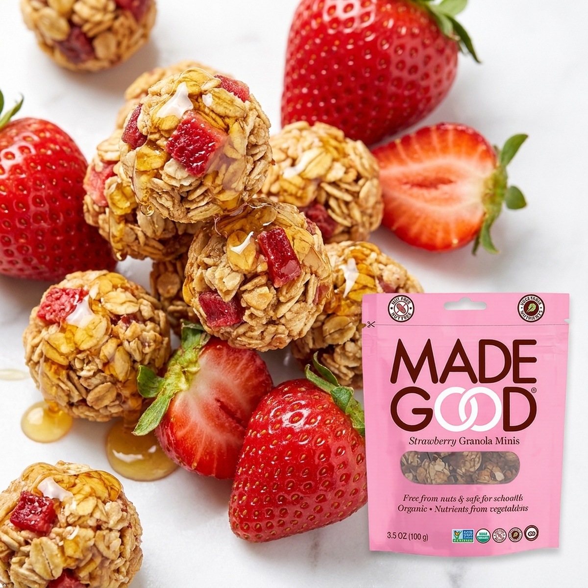MadeGood Strawberry Granola Minis, 6 Pouches, 3.5 oz Each MadeGood