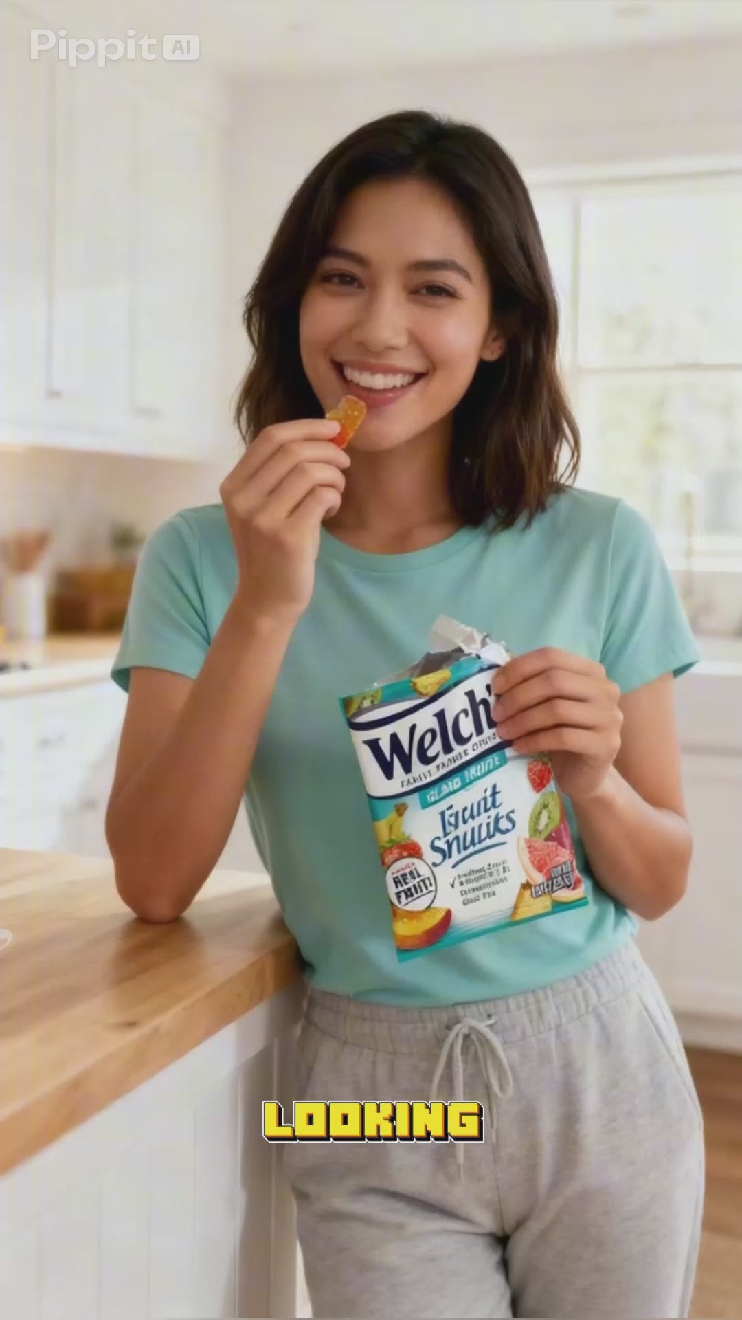 Welch's Fruit Snacks Fruit Punch & Island Fruits Variety Pack Gluten Free Single Serve Bags 0.9 oz 40 ct